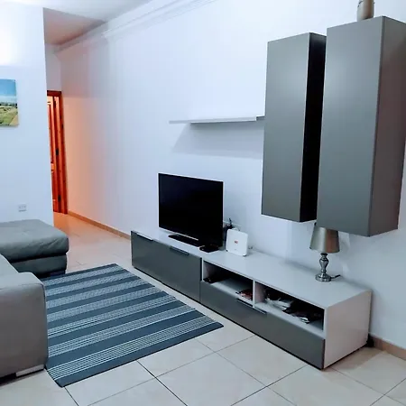 Smart 1 Bedroom Apartment *